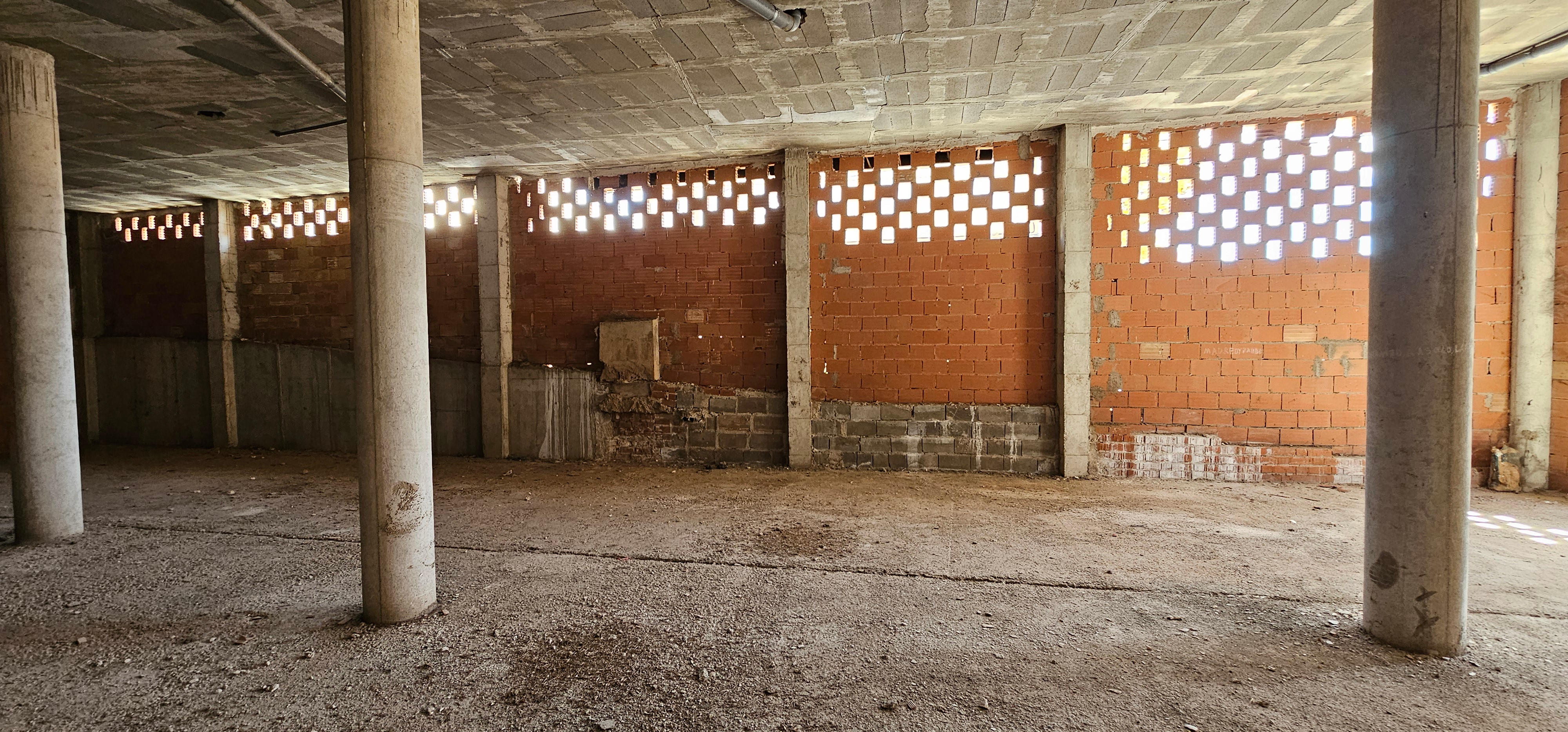 Local comercial en venta en Calle de Alcántara - imagen 3