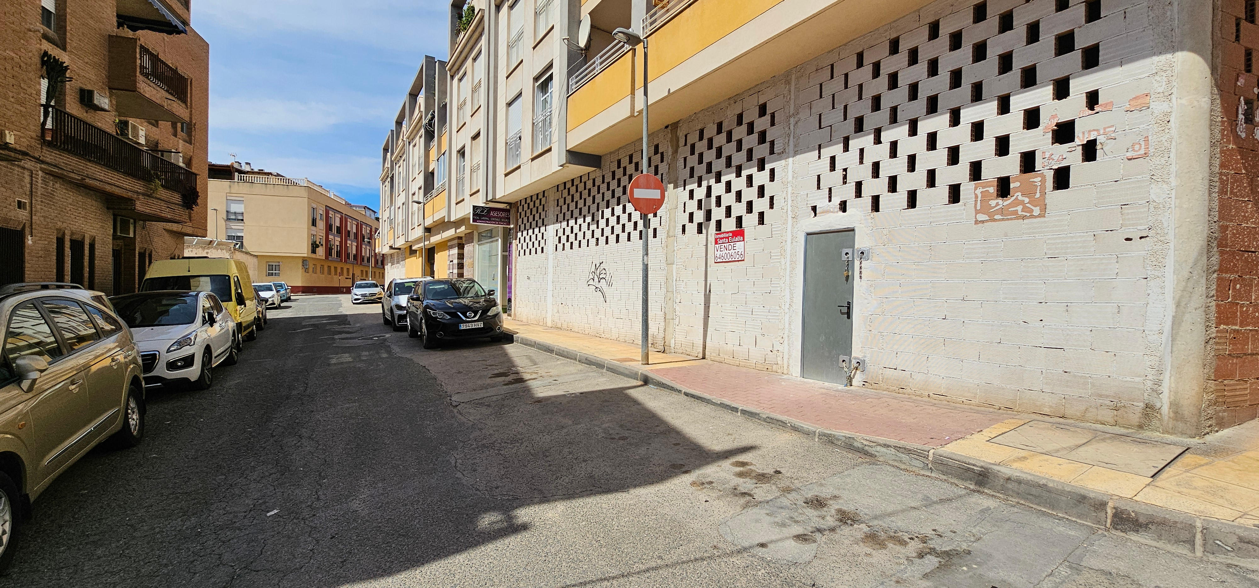 Local comercial en venta en Calle de Alcántara - imagen 2
