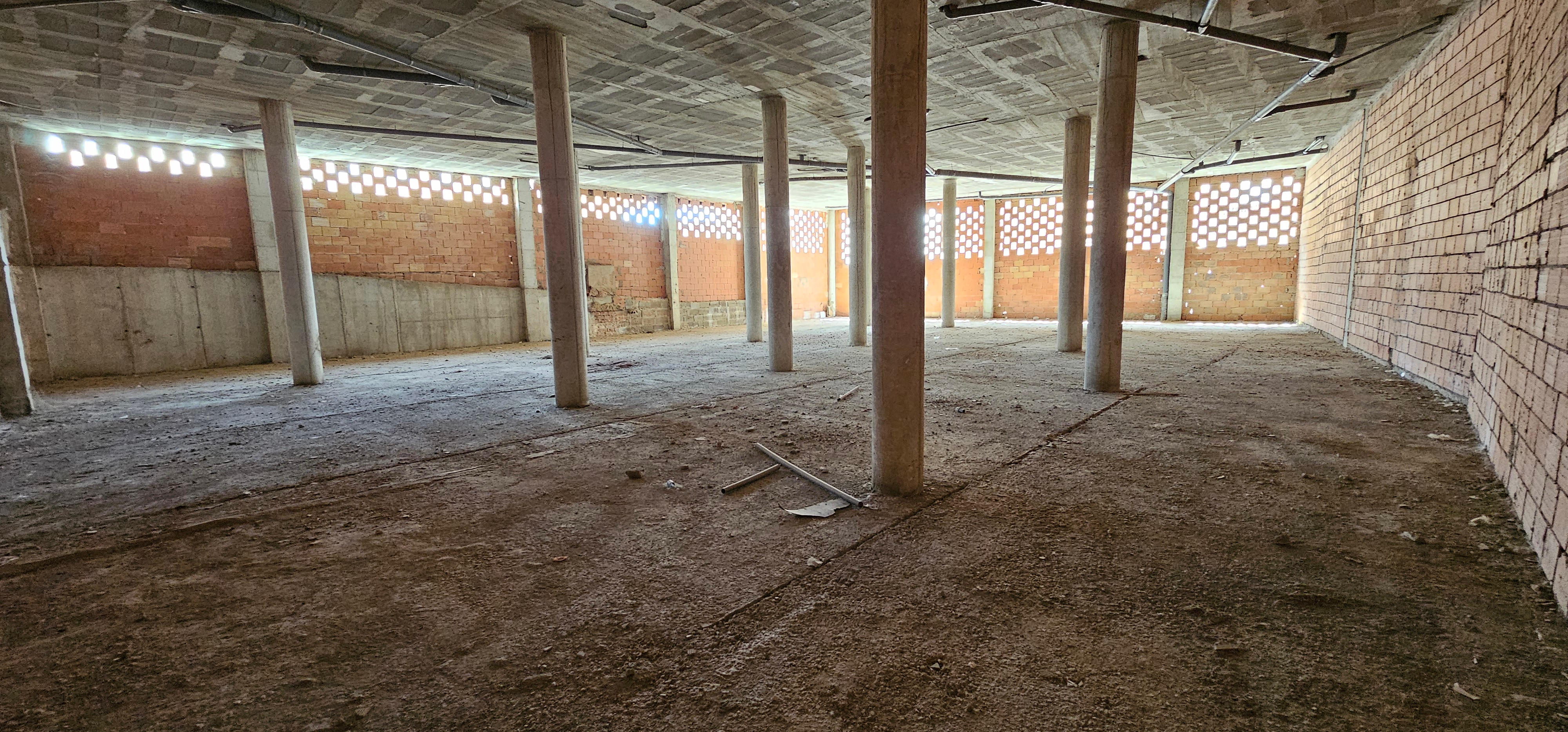 Local comercial en venta en Calle de Alcántara - imagen 9