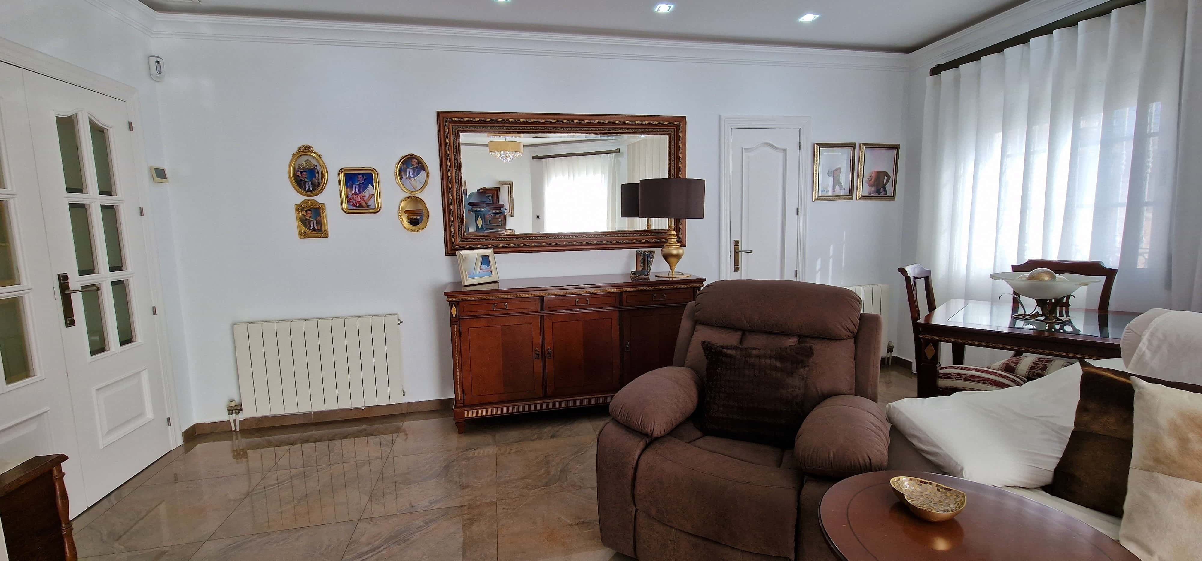 Venta Casa Unifamiliar Adosada (Era Alta) Garaje Cerrado - imagen 3