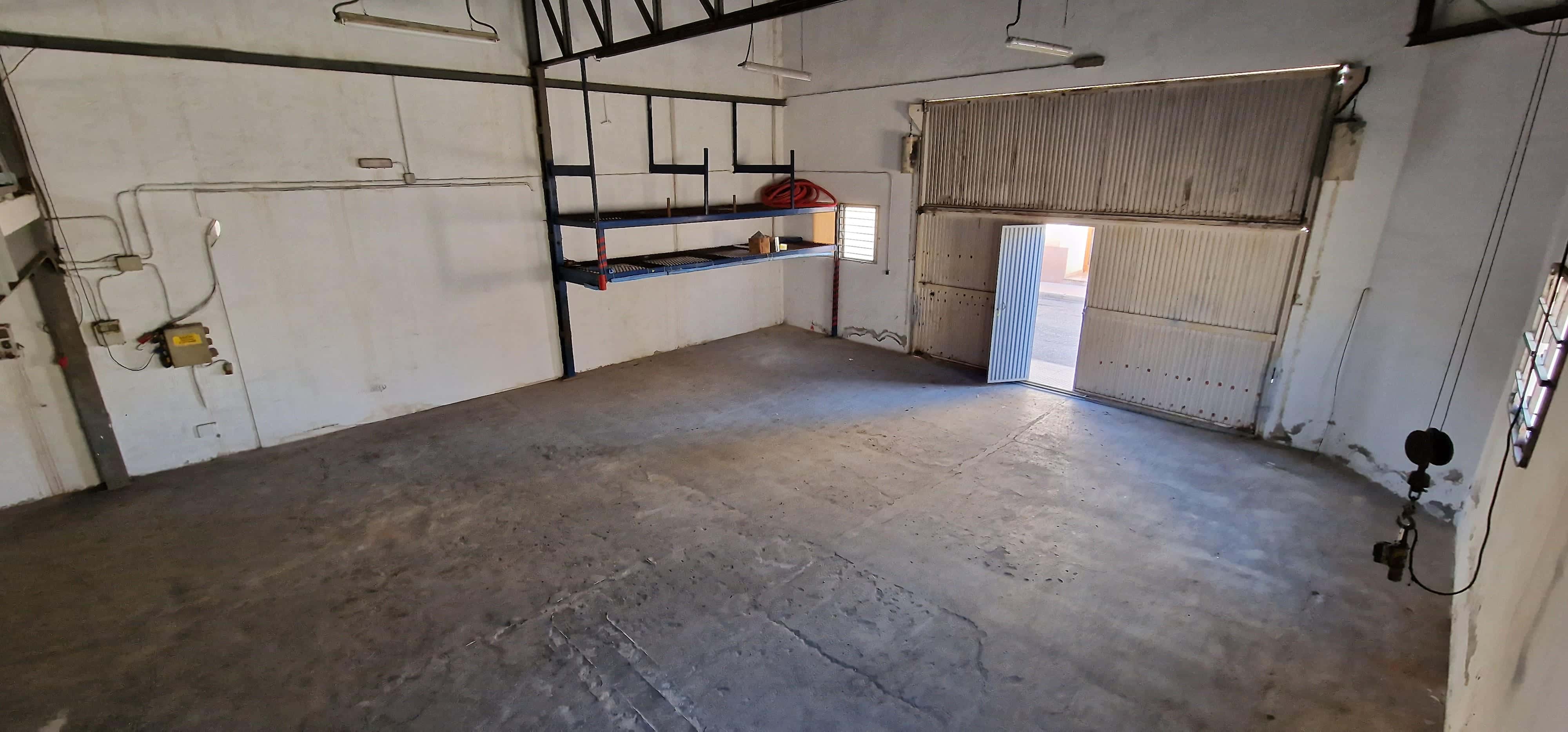 Venta nave industrial en Calle Teniente Pérez Redondo - imagen 8