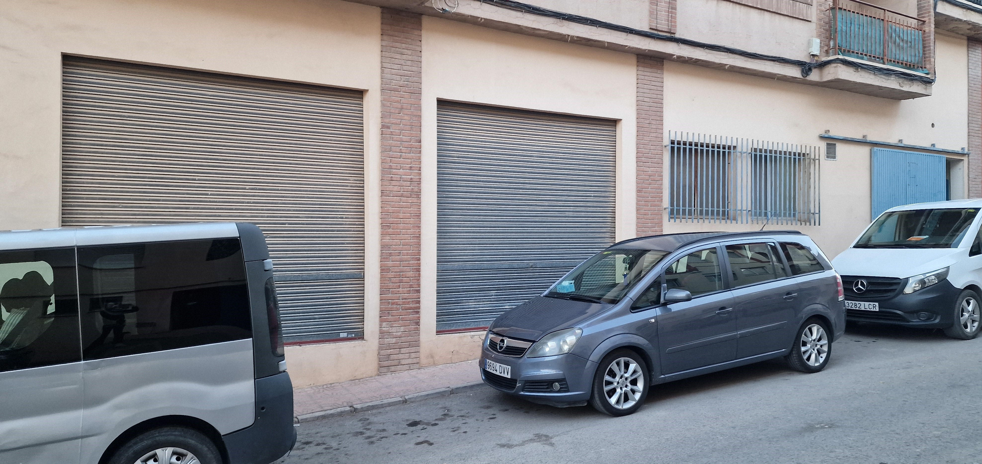 Local en Venta en Calle Ibiza Totana