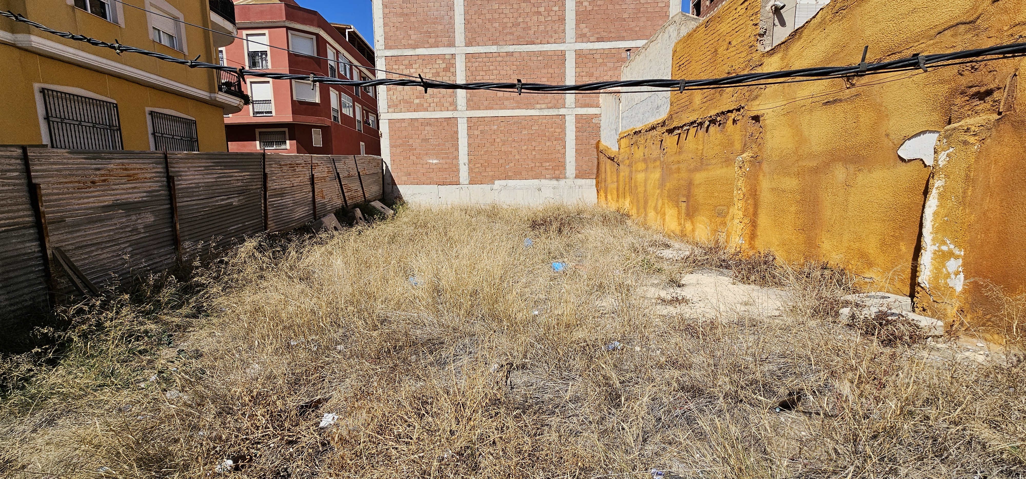 Venta Solar Urbano (La cerámica) Esquina - imagen 3