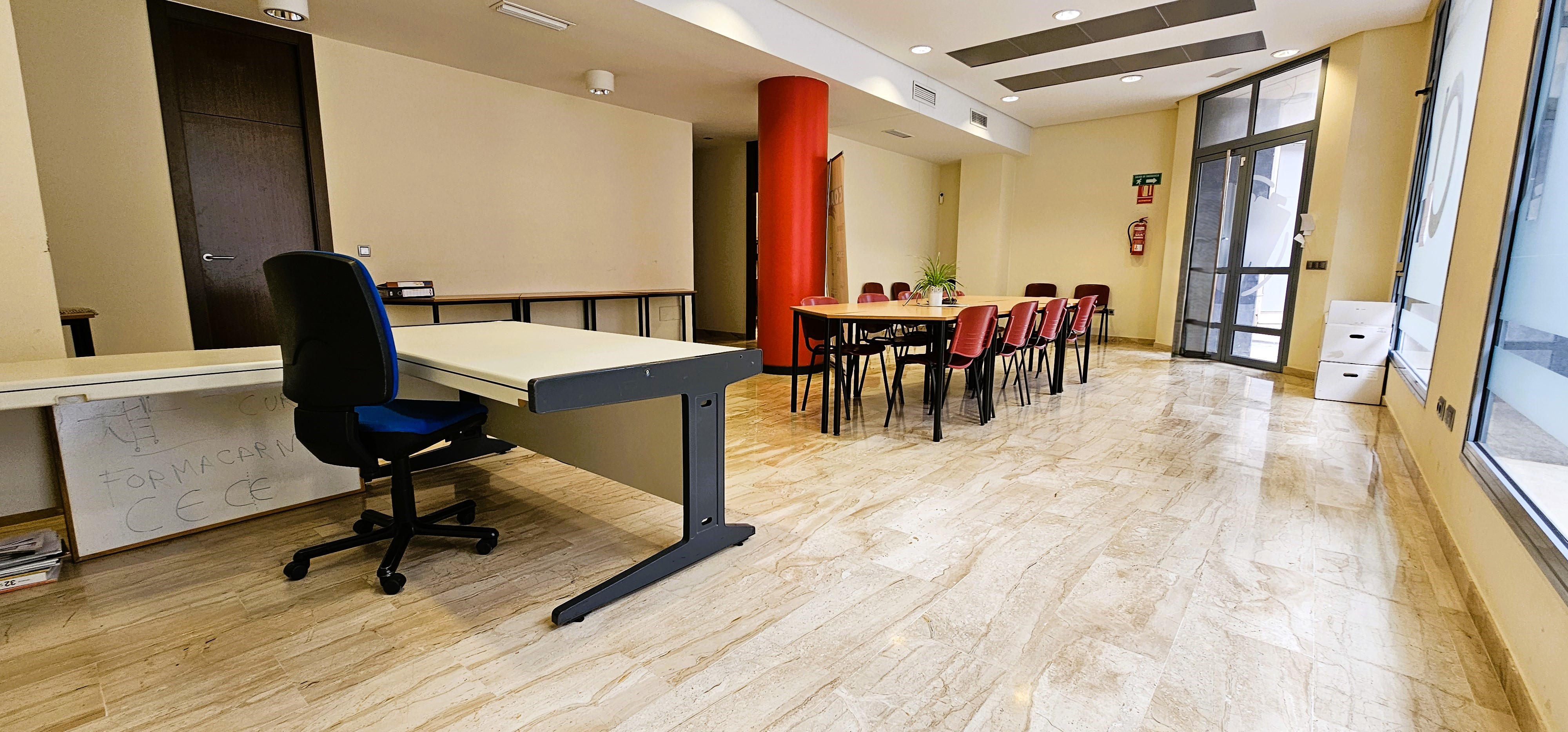 Venta de Edificio en Avda Santa Eulalia - imagen 3