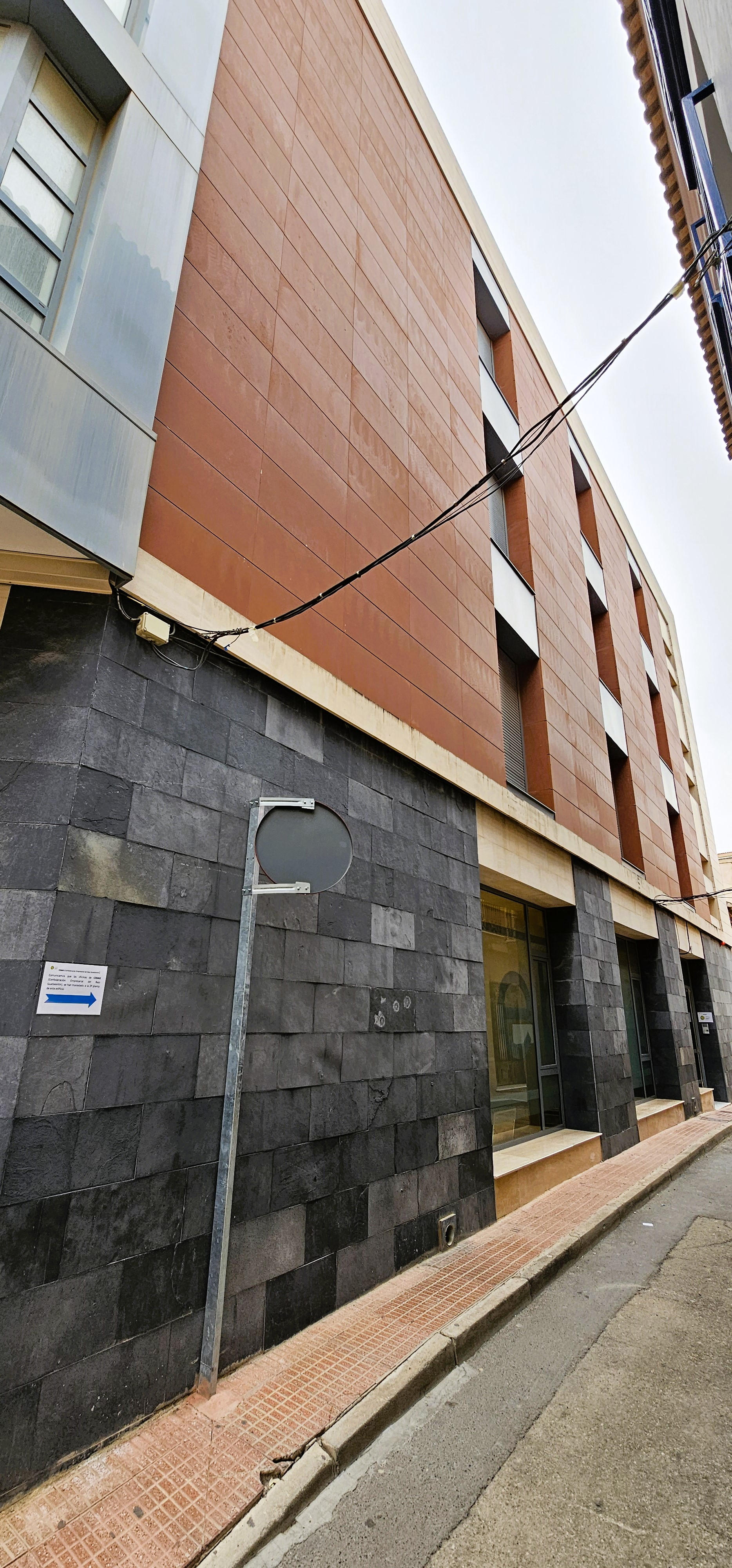 Venta de Edificio en Avda Santa Eulalia - imagen 2