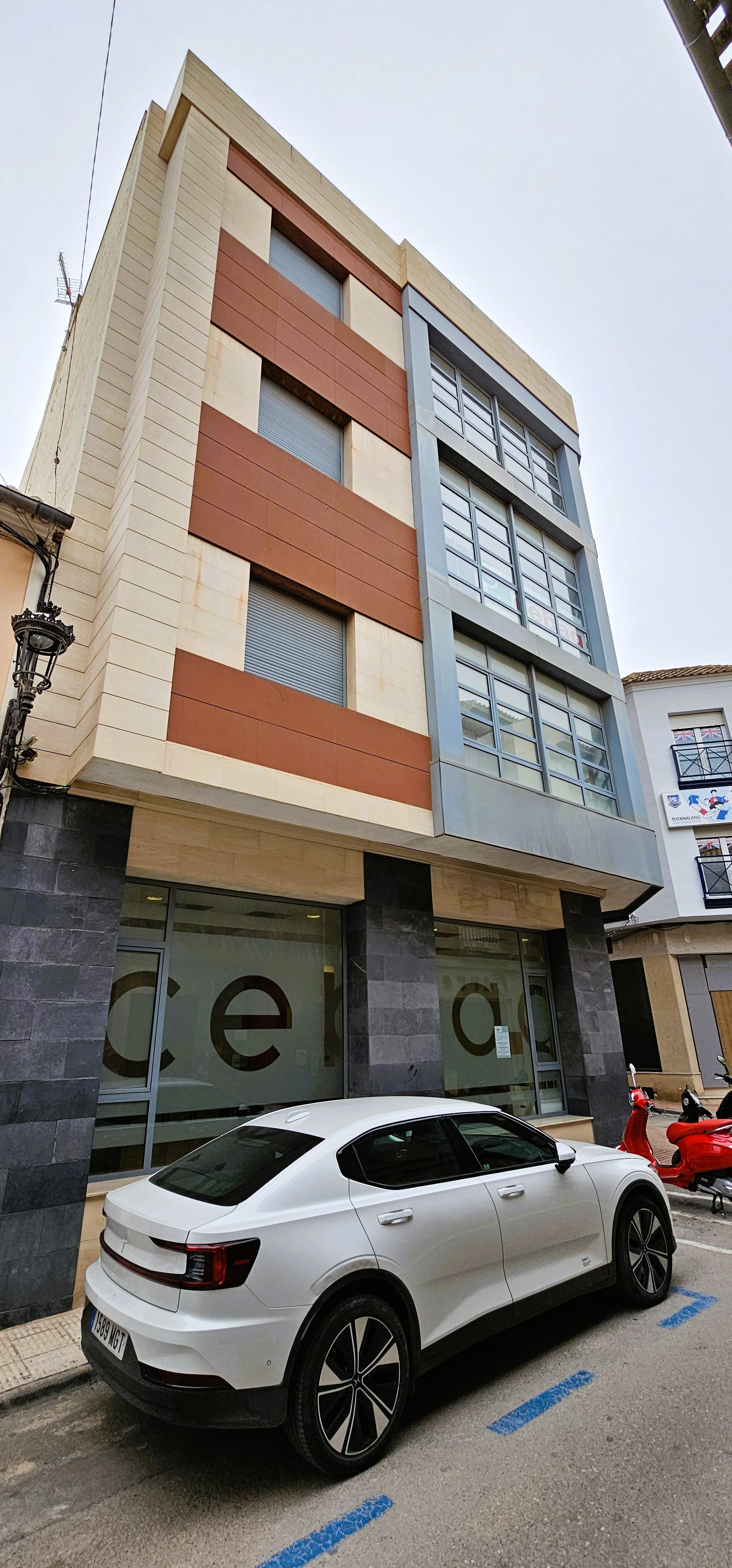 Venta de Edificio en Avda Santa Eulalia - imagen 13