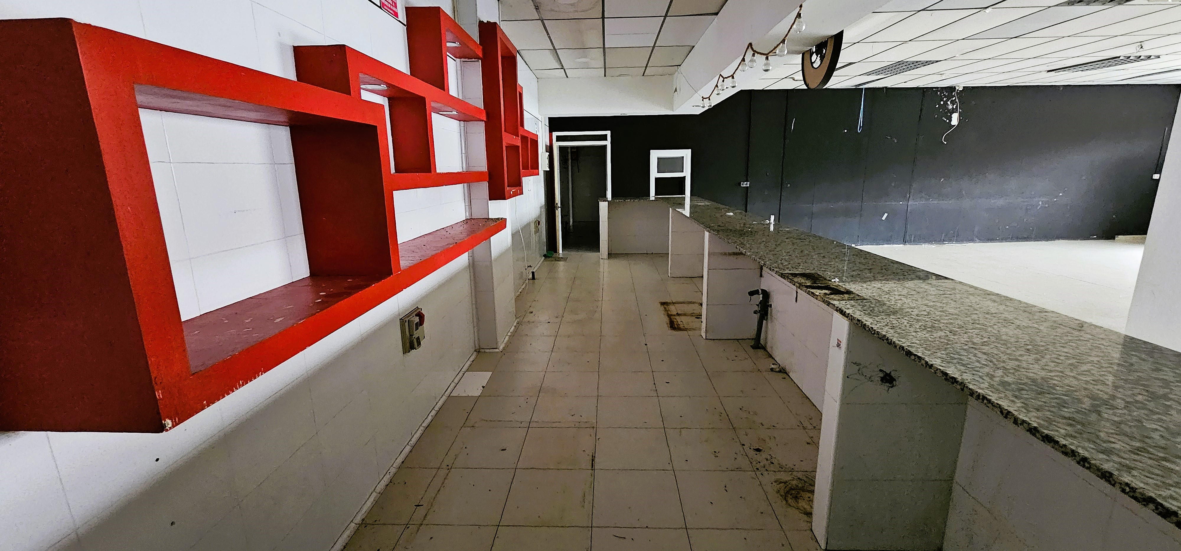 Venta Local en Avda Juan Carlos I - imagen 6