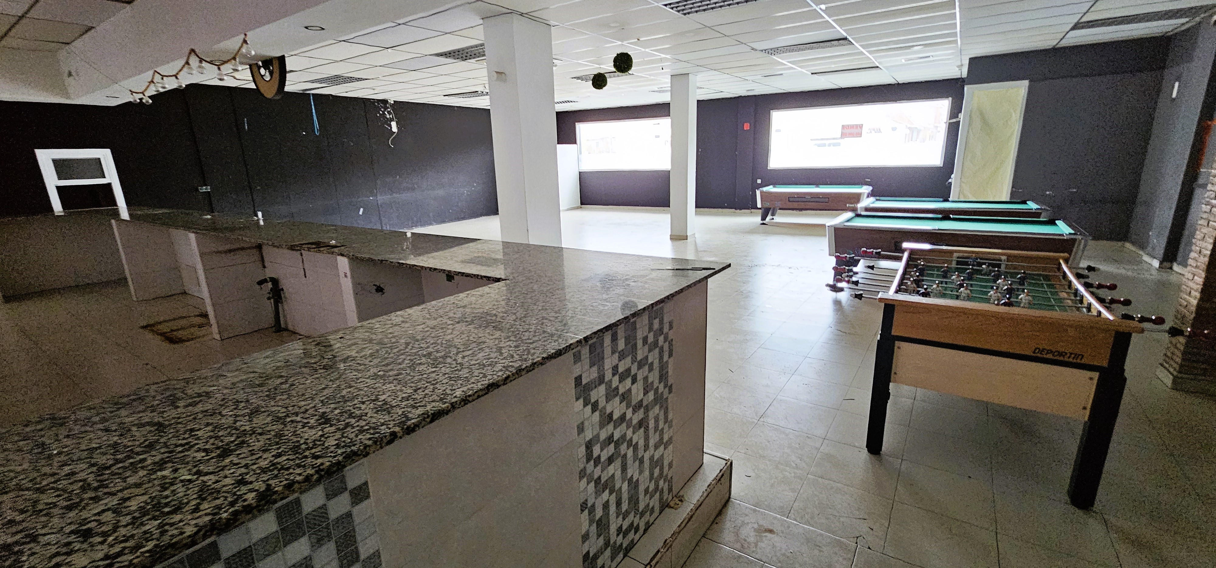 Venta Local en Avda Juan Carlos I - imagen 7