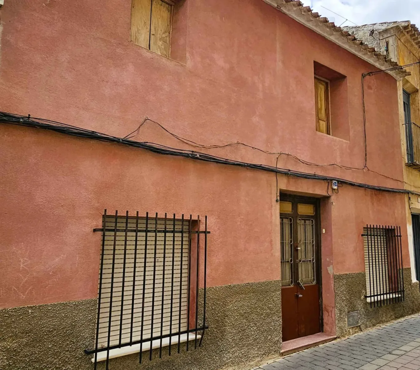 Venta Amplia Casa a Reformar en Totana - imagen 2