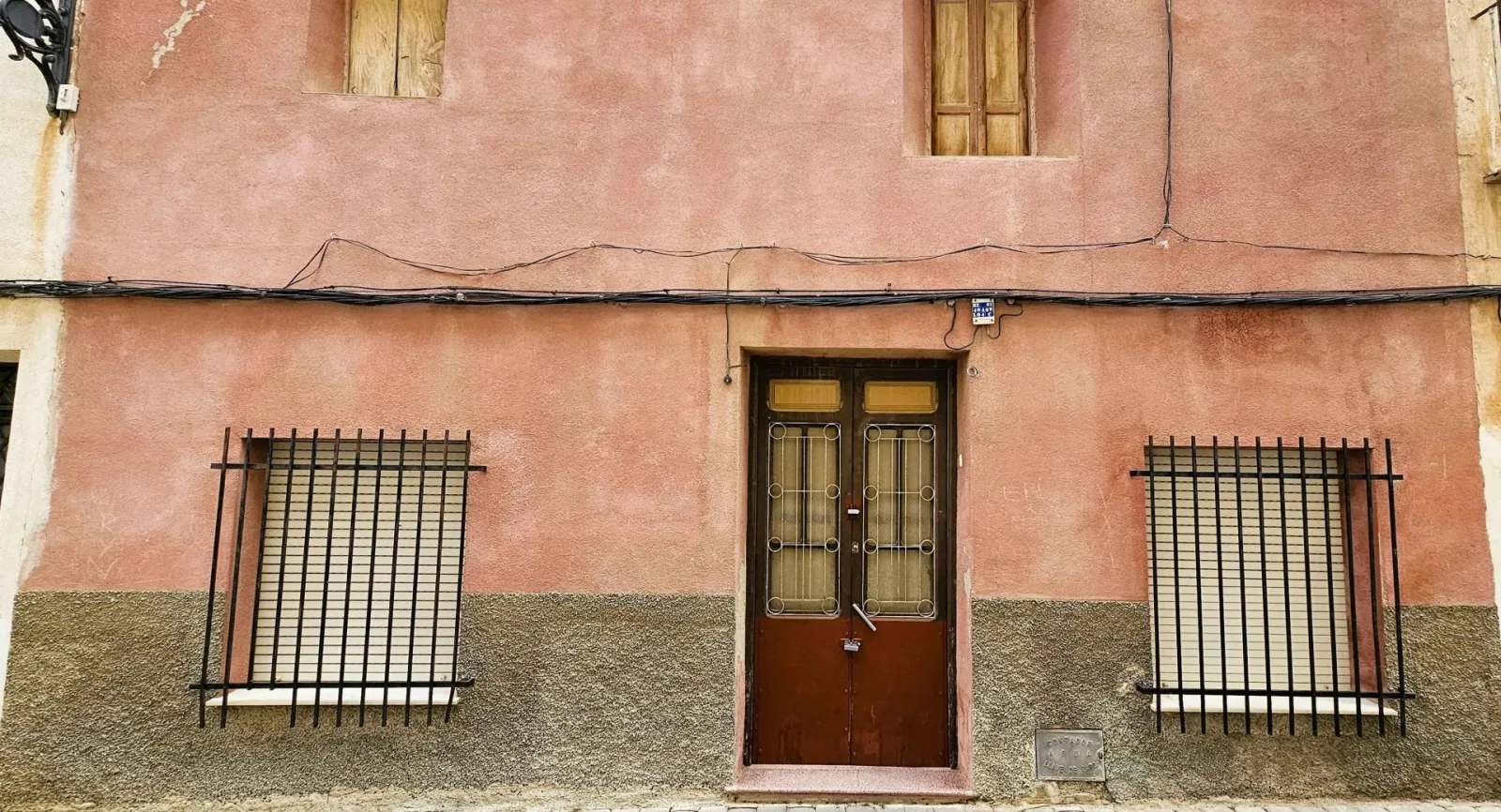 Venta Amplia Casa a Reformar en Totana - imagen 1