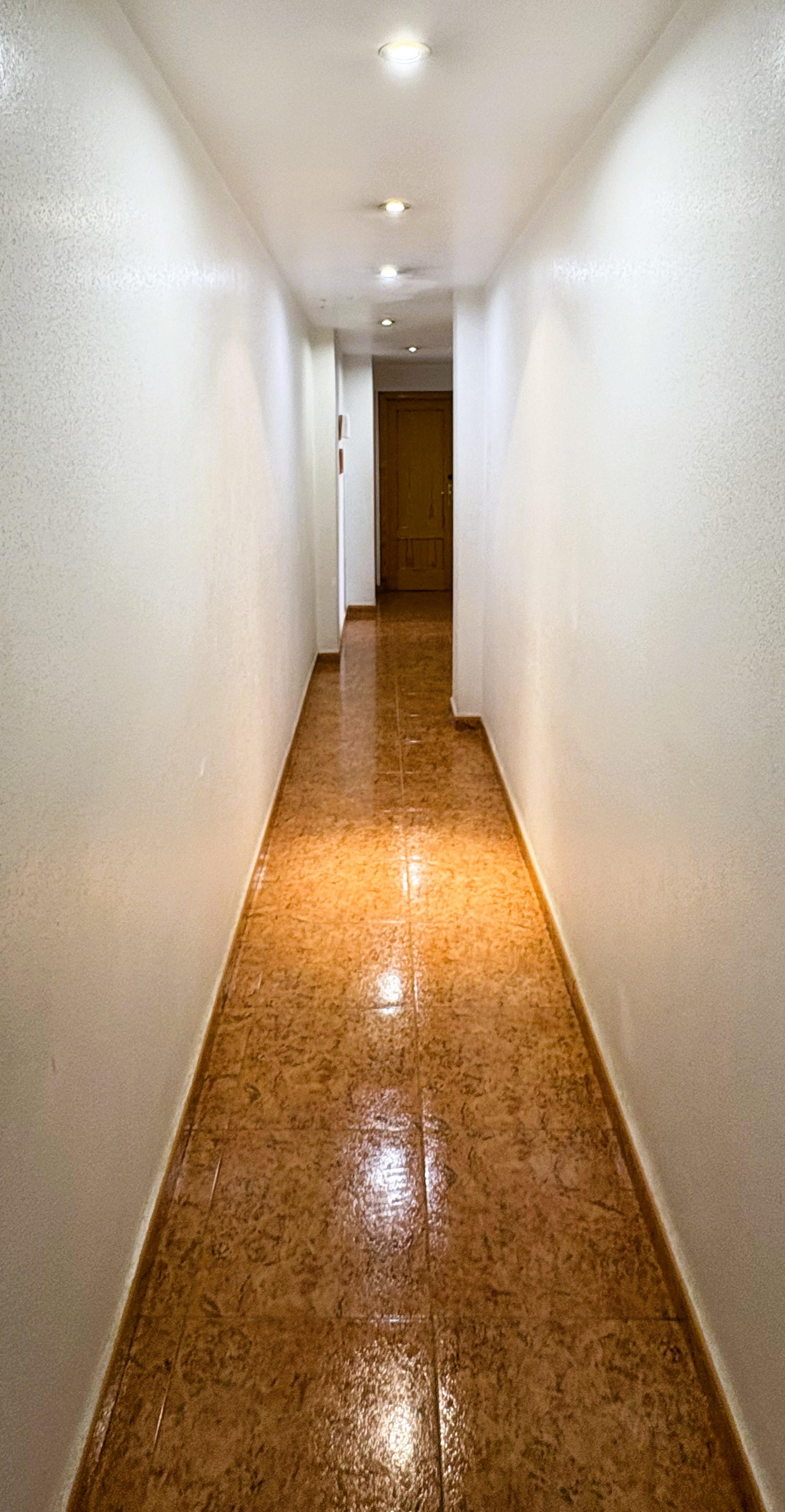 Venta Piso con Plaza de Garaje y Trastero en La Cerámica - imagen 3