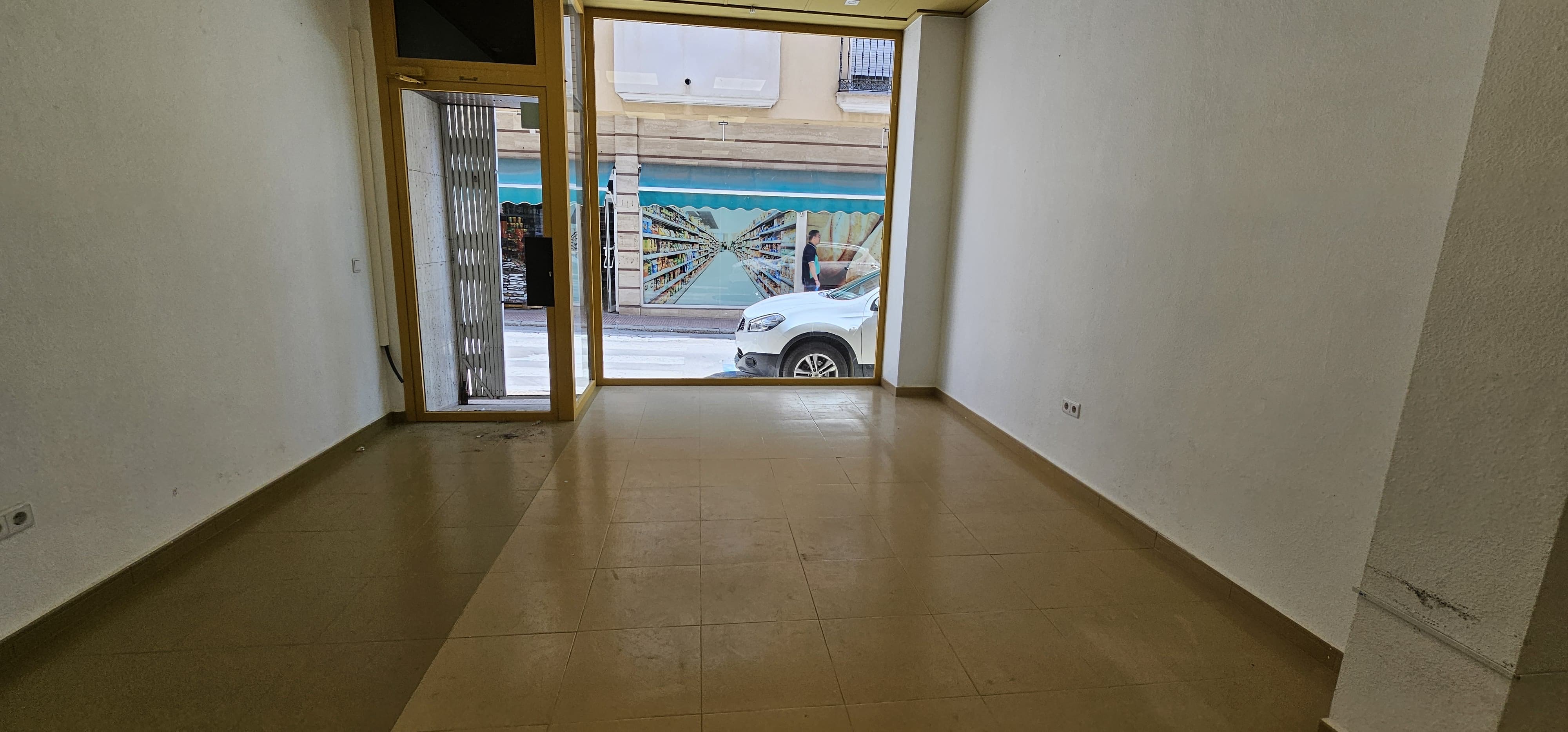 Venta Local Comercial Zona Glorieta, Totana - imagen 3
