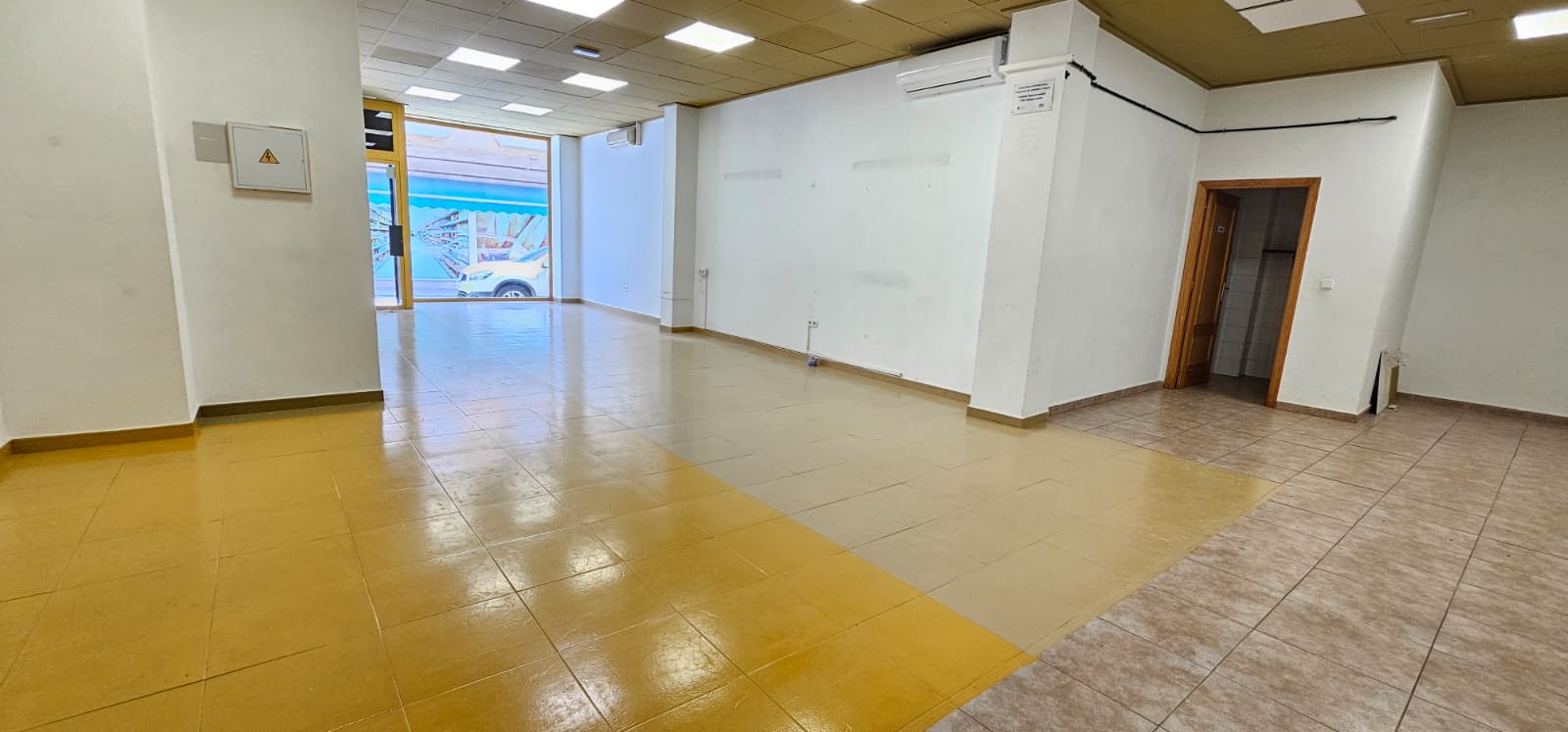 Venta Local Comercial Zona Glorieta, Totana - imagen 5